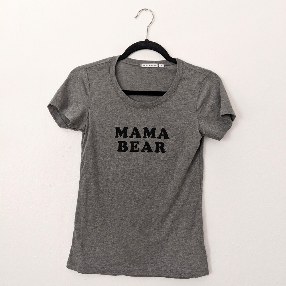 Bee and the Fox Mama Bear Tee M